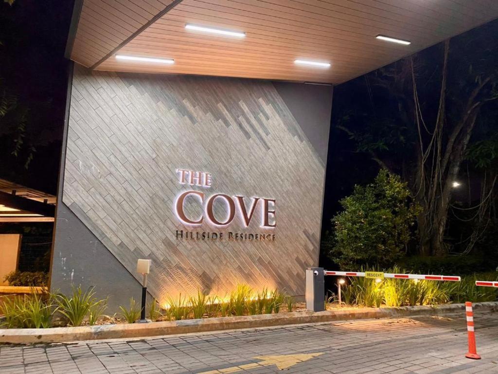 Ipoh Waterpark The Cove Premium Suites 7-13Pax By Iwh Extérieur photo